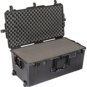 Pelican Air 1646WF Wheeled Hard Case with Foam Insert (Black)
