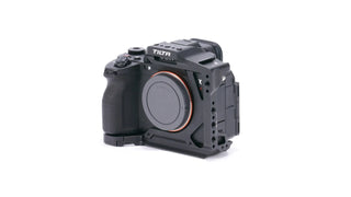Tilta Half Camera Cage for Sony a7R V - Titanium Gray