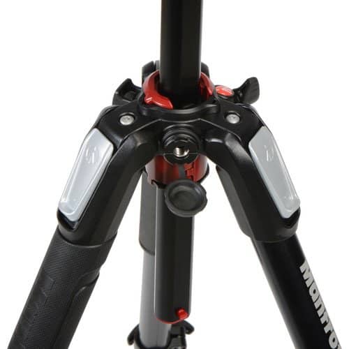 Manfrotto MK055XPRO3-BHQ2 Aluminium 3-Section Tripod with XPRO Ball Head + 200PL plate