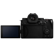 Panasonic Lumix S5IIX with 20-60mm Lens Kit