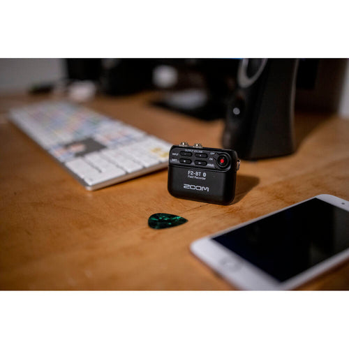 Zoom F2 Ultracompact Portable Field Recorder with Lavalier Microphone