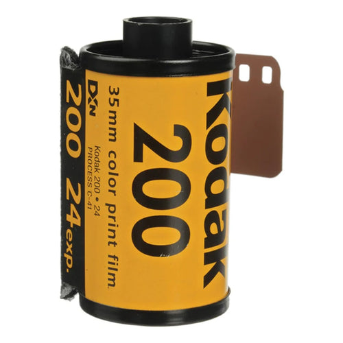 Kodak GOLD 200 Color Negative Film (35mm Roll Film, 24 Exposures, 3-Pack)