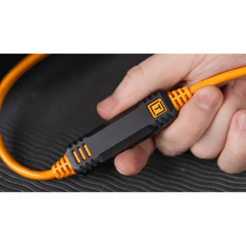 Tether Pro 9.4m USB-C/USB-C Straight to Right