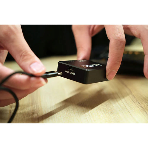 Deity DQC-1 Smart Battery Charger
