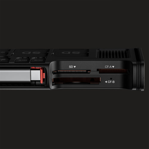 Leofoto LCR-01 High-Speed Memory Card Reader Case