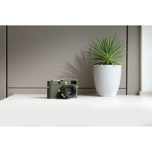 Leica Summilux-M 35mm f/1.4 ASPH. Lens (Leica M)