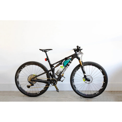 Elevation Lab TagVault: AirTag Mountain Bike Mount