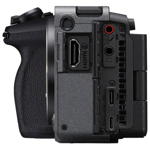 Sony Cinema Line FX30 with G 18-105mm f/4 E-Mount Lens