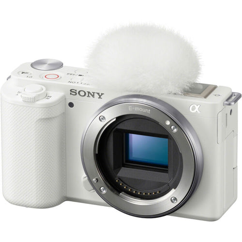 Sony ZV-E10 (White) with E PZ 10-20mm f/4 G Lens