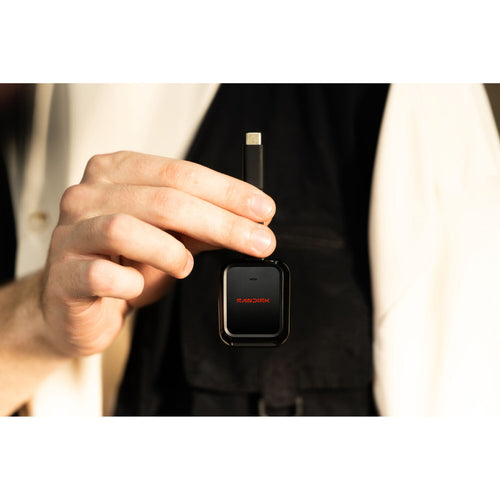 SanDisk QuickFlow UHS-I SD Card Reader with USB-C
