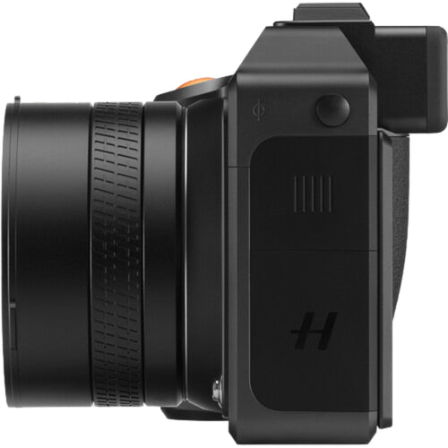 Hasselblad X2D 100C Street Kit with XCD 28mm f/4 P and OneMo Lite Backpack