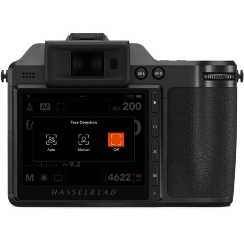 Hasselblad X2D 100C Street Kit with XCD 28mm f/4 P and OneMo Lite Backpack