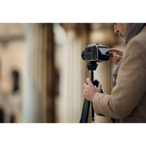 Hasselblad 907X & CFV 100C with XCD 20-35mm f/3.2-4.5, Control Grip and OneMo Lite Backpack