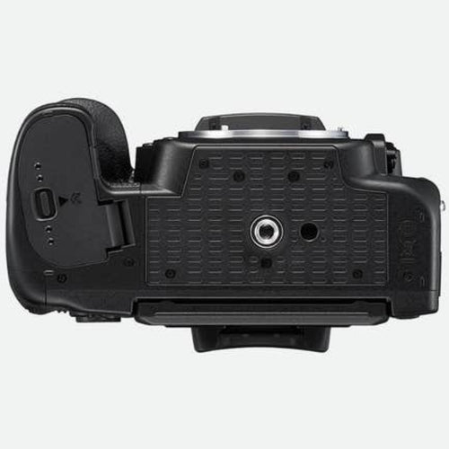 Nikon D780 with AF-S 24-120mm F/4G ED VR Lens