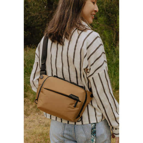 Peak Design Everyday Sling 3L v2