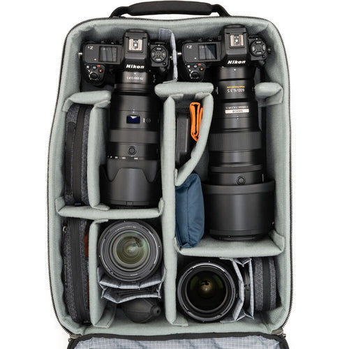 Think Tank Airport Accelerator 41L - Black