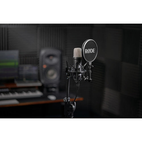 Rode NT1 Signature Series Large-Diaphragm Condenser Microphone