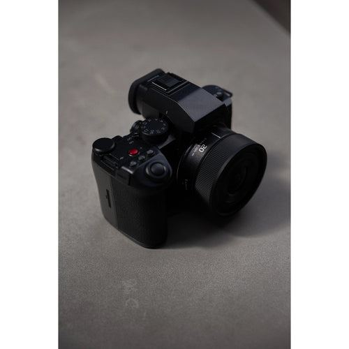 Panasonic Lumix S 20mm f/2.5 Lens