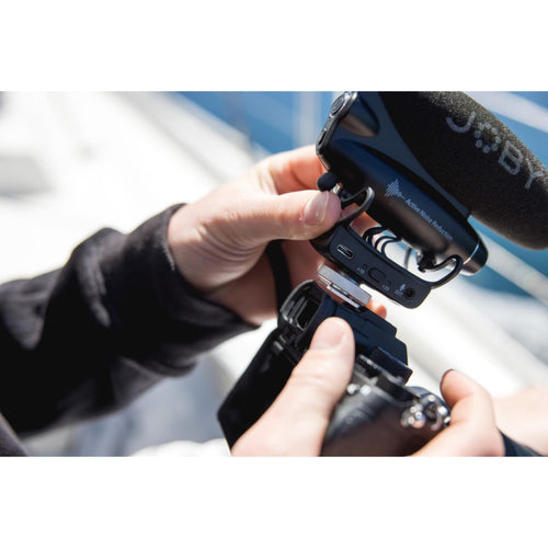 Joby Wavo Pro Hybrid Analogue/USB Camera-Mount Shotgun Microphone