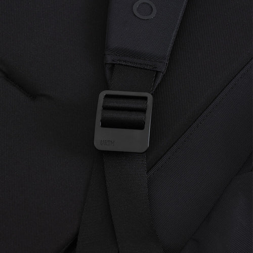 Urth Arkose 20L Backpack