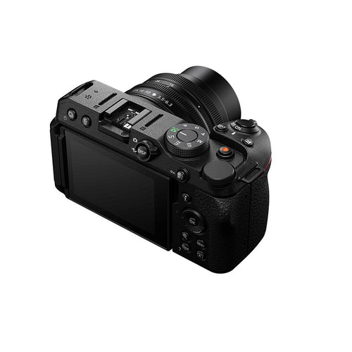 Nikon Z 30 with NIKKOR 16-50mm VR Lens Kit