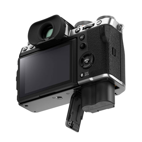 Fujifilm X-T5 with XF 16-80mm F/4 Lens Kit