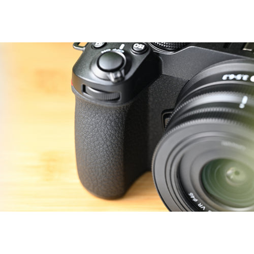 Nikon Z 30 with NIKKOR 16-50mm VR Lens Kit