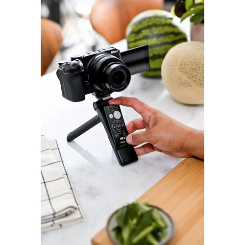Nikon Z 30 with NIKKOR 16-50mm VR Lens Kit