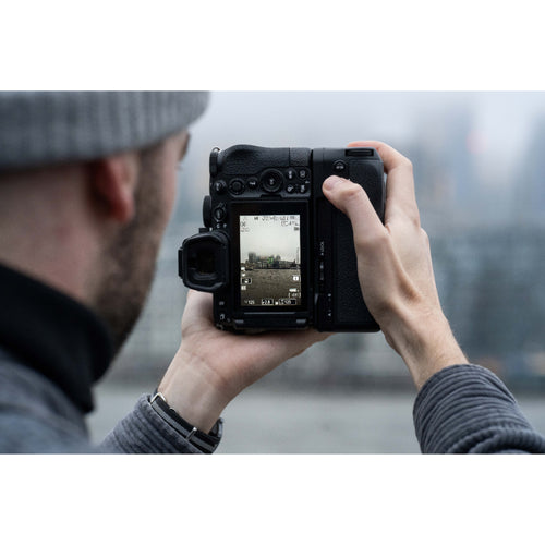 Nikon Z5II Mirrorless Camera with Nikkor Z 24-50mm f/4-6.3 Lens