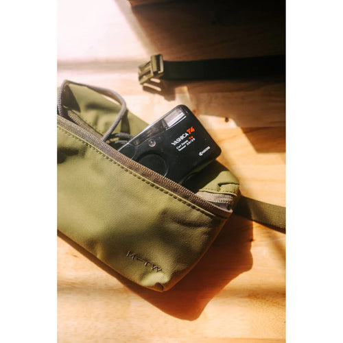 Moment - Fanny Sling 1L - Olive
