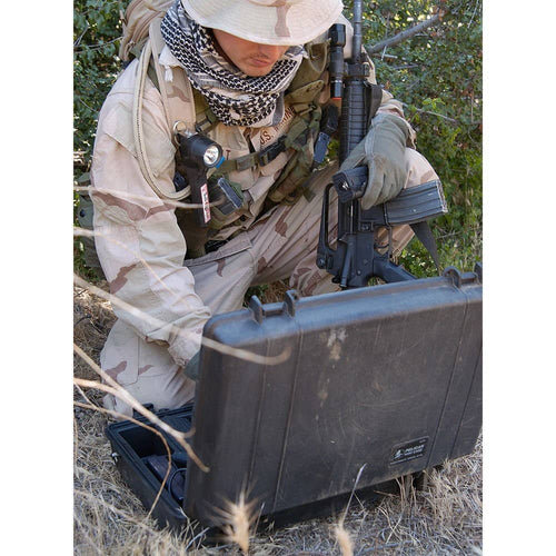 Pelican 1490 Attache/Computer Case with Foam (Black)