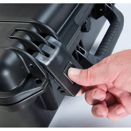 Pelican iM2370 Storm Case with Cubed Foam (Black)