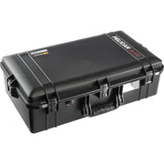 Pelican 1605 Protector Air Case With TrekPak Insert (Black)