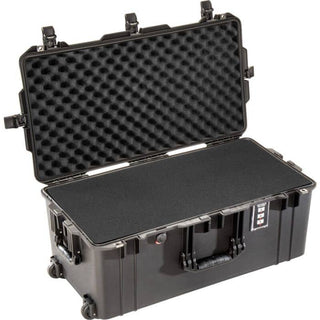 Pelican 1626 Air with Foam Black