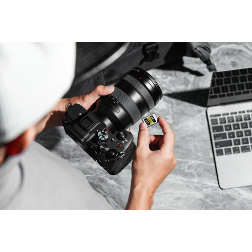 Lexar Professional Gold 160GB CFexpress Type A 900MB/s Memory Card