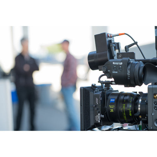 Zeiss Supreme Prime 25mm/T1.5 Feet Cine Lens for PL Mount