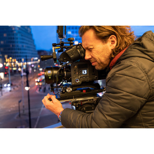 Zeiss Supreme Prime 25mm/T1.5 Feet Cine Lens for PL Mount