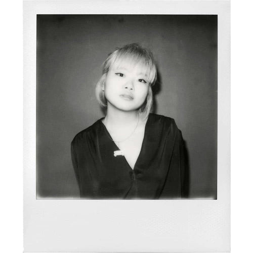 Polaroid Originals Black & White i-Type Instant Film (8 Exposures)