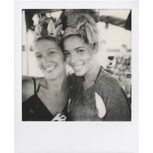 Polaroid Originals Black & White i-Type Instant Film (8 Exposures)