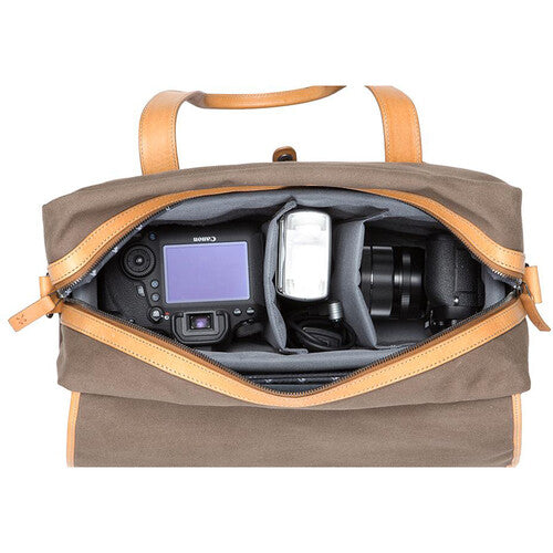 Barber Shop Medium Messenger 