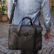 Barber Shop Medium Messenger 