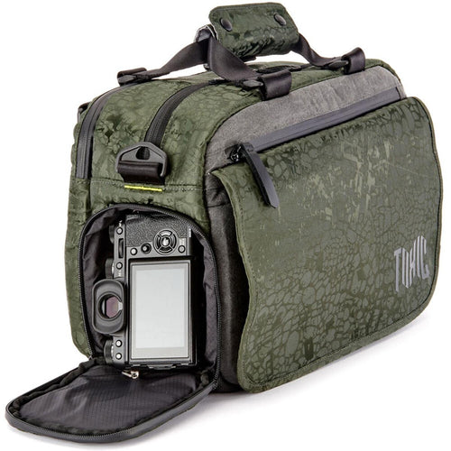 Toxic from 3 Legged Thing - Wraith Camera Messenger Bag Medium - Emerald