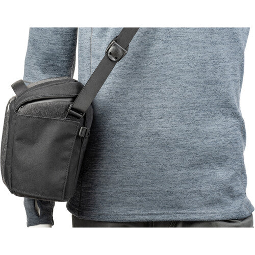 Think Tank SpeedTop Crossbody 10 - Graphite
