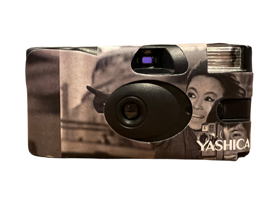 YASHICA Single Use Art Print Film Camera w/ISO400 Film 35mm 27 Exp
