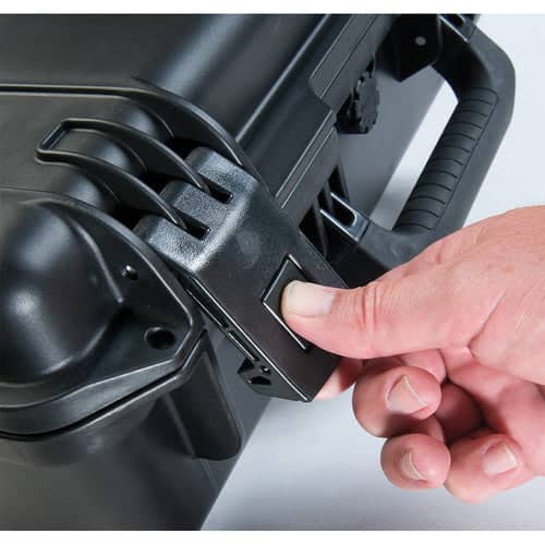 Pelican iM3300 Storm Case without Foam (Black)