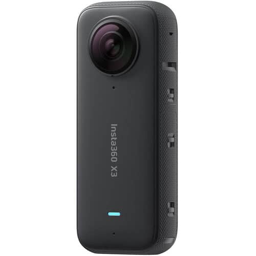 Insta360 One X3
