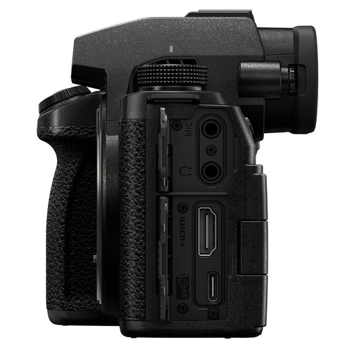 Panasonic Lumix S5IIX with 20-60mm Lens Kit