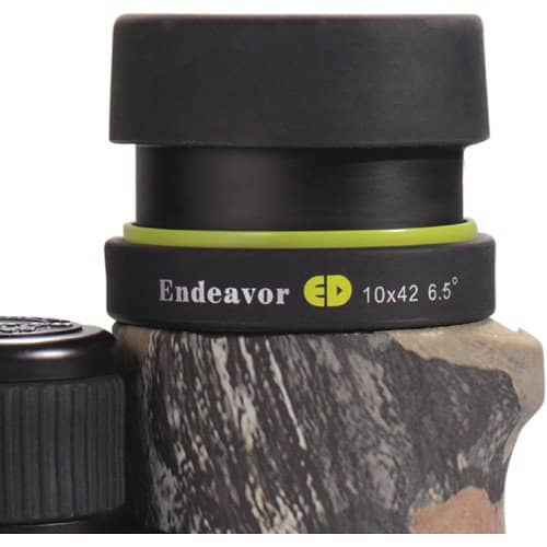 Vanguard Endeavor ED 10x42 Binoculars - Real Tree Finish